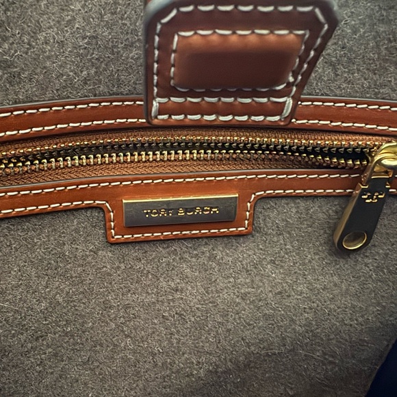 Tory Burch Gray Felt Ella Tote with Brown Leather Trim - Picture 11 of 12